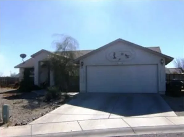 1673 S Roadrunner Ln, Thatcher, AZ 85552
