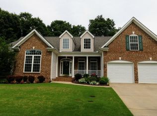 208 Draymoor Ln, Simpsonville, SC 29681