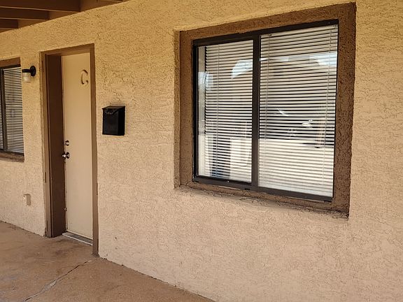 2nd image of 556 W Wilson Ave APT C