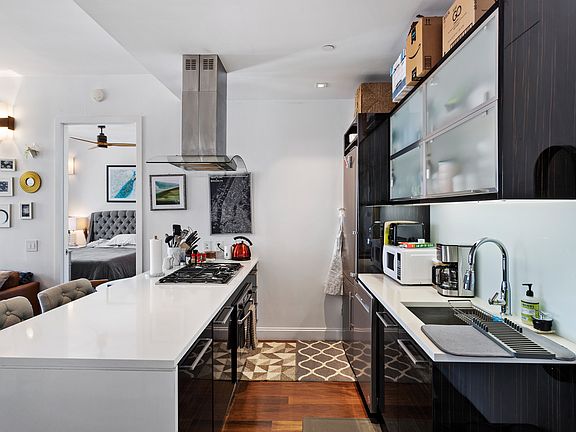 3rd image of 135 N 11th St APT 5G