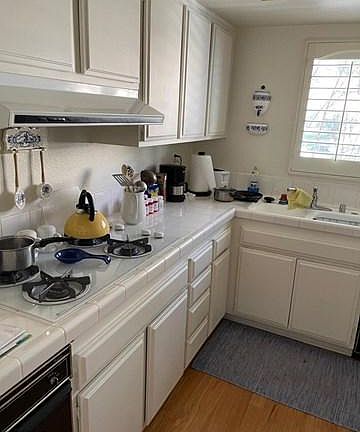 4th image of 21900 Marylee St Unit 254