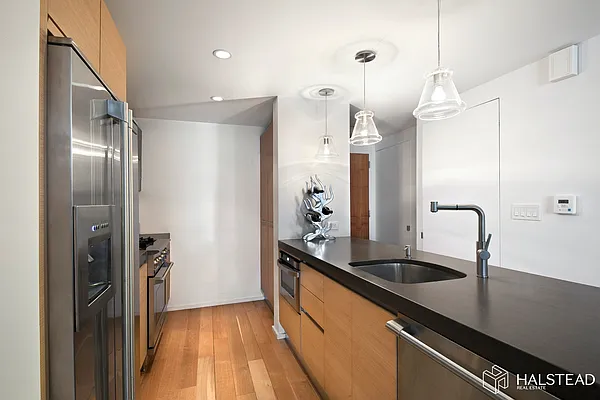 Rented by Halstead Real Estate | media 7