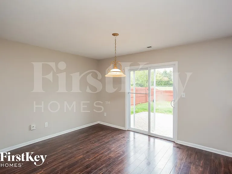 15391 Wandering Way — Photo 3