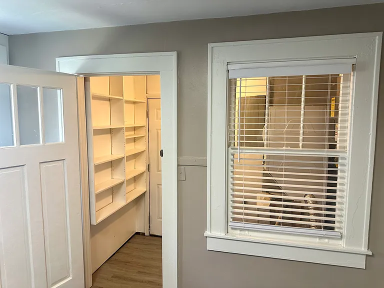 2120 Thornlee Dr — Photo 16