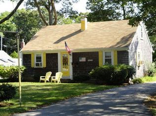 108 E Falmouth Heights Rd, Falmouth, MA 02540