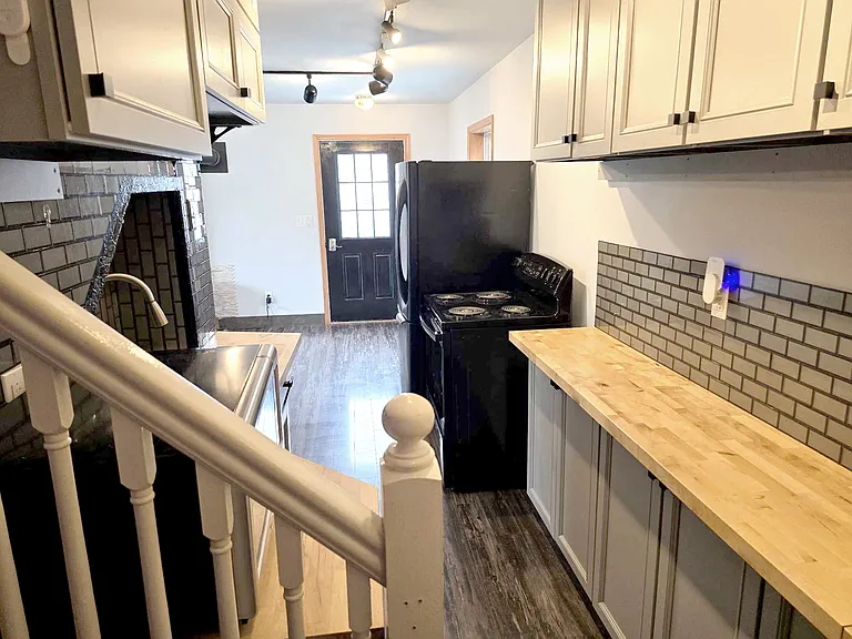 107 Franklin St #C0 — Photo 12