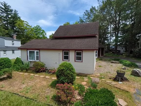 3rd image of 33 Coopers Grove Road