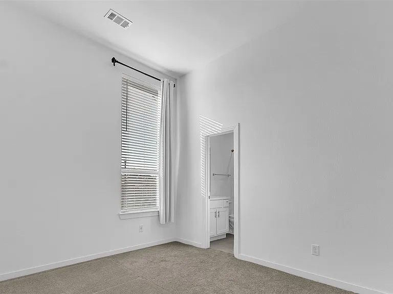 1805 Everglades Dr — Photo 23