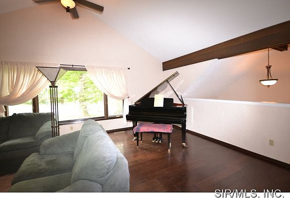 4th image of 23 Chaparral Ln