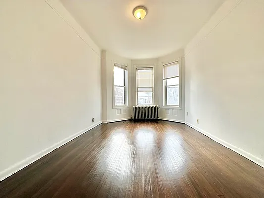 Rented by Doorway NYC, LLC | media 1