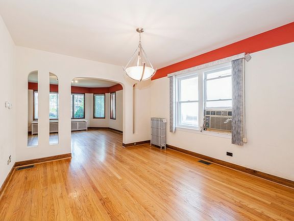4th image of 7848 W Sunset Dr