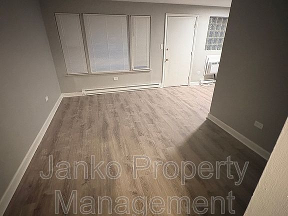 4th image of 2123 119th St Unit 4