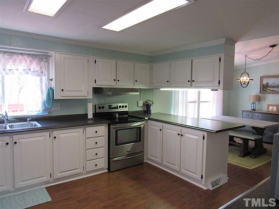 5th image of 2936 Brookwood Dr