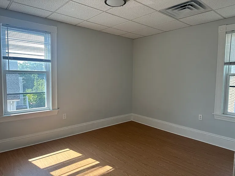 187 White St #3 — Photo 34