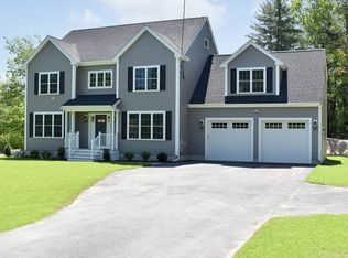 32 Cedar St, Foxboro, MA 02035