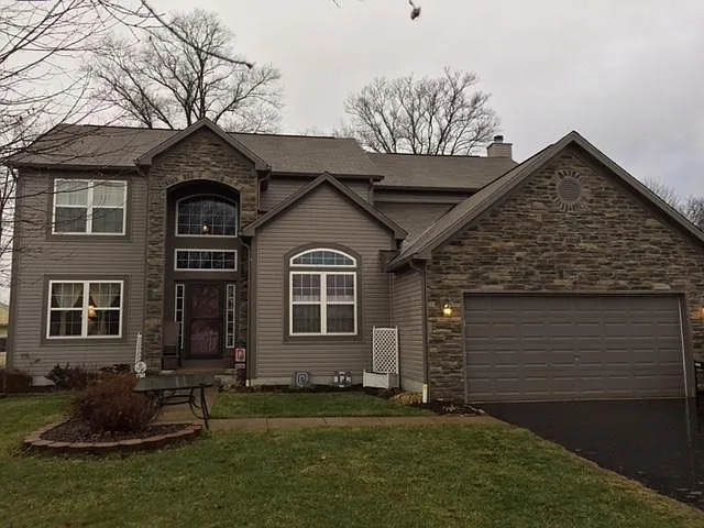 2721 Prairie Grass Dr photo 1