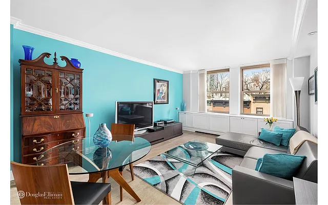 Sold by Douglas Elliman | media 17