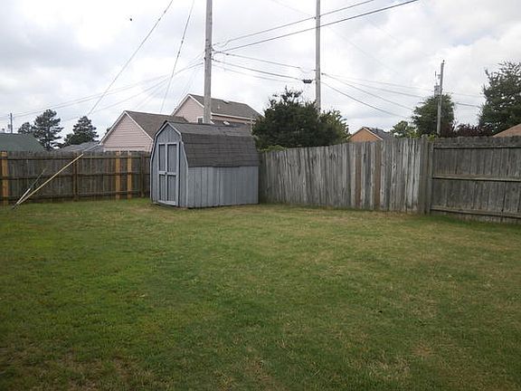 5th image of 6596 Sleepy Oak Dr