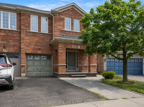 41 Trumpet Valley Blvd, Brampton, ON L7A 2Z8