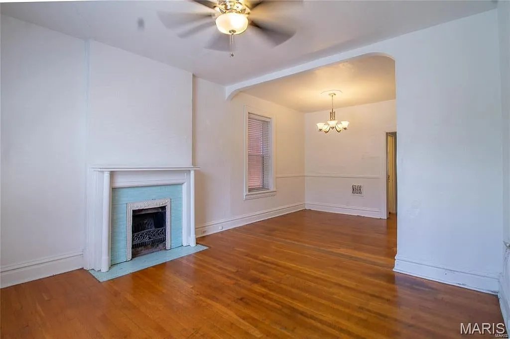 2 bed, 1000 sqft, $1,495 — Photo 2