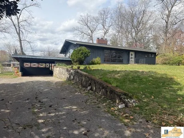 307 Circle Spring Dr, Glasgow, KY 42141