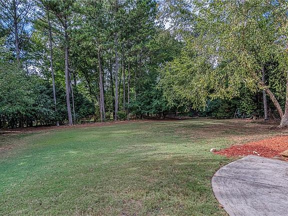 4th image of 5390 Bannergate Dr