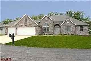 4866 Country Club Dr photo 1