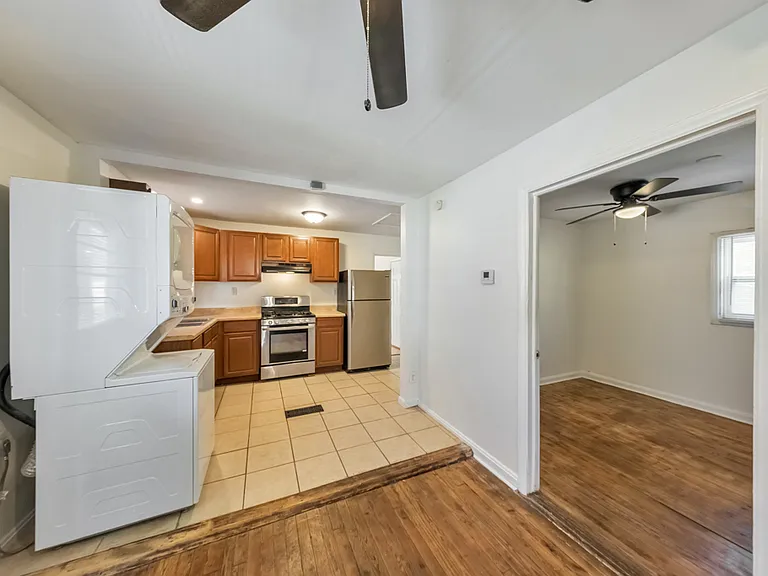 1776 Spring Ave — Photo 31