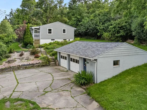 7 Arnold Dr, Mansfield, OH 44906