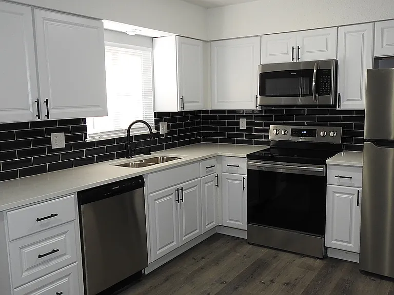 2608 NW 6th St #2608 — Photo 20