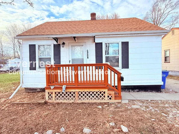 8640 Chalmers Ave, Warren, MI 48089