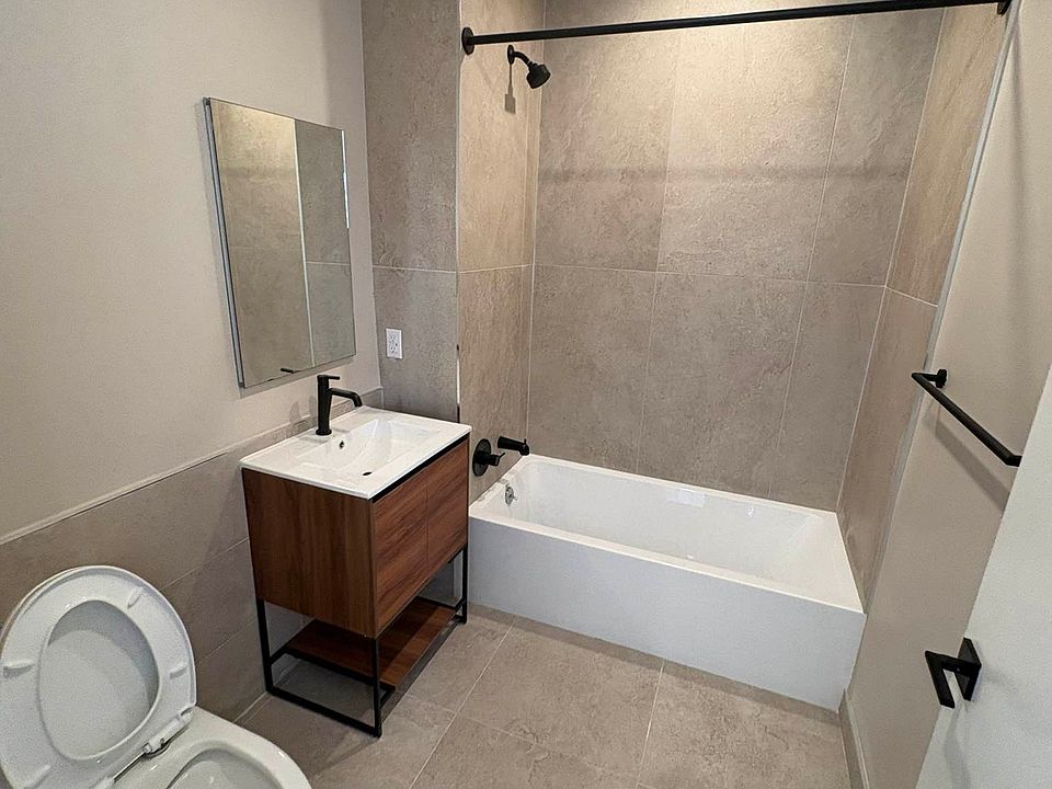 2nd image of 3846B Bailey Ave #2B