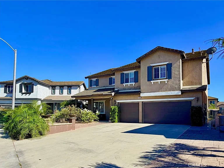14141 Apple Grove Ct — Photo 2