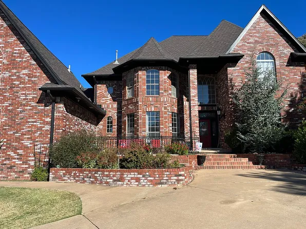 4707 Oak Leaf Dr, Tulsa, OK 74132