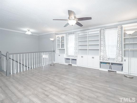 4th image of 2627 Cedar Creek Dr