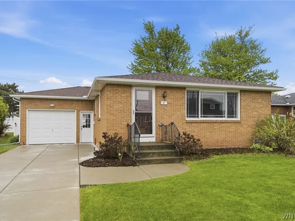 47 Barnabas Dr, Depew, NY 14043