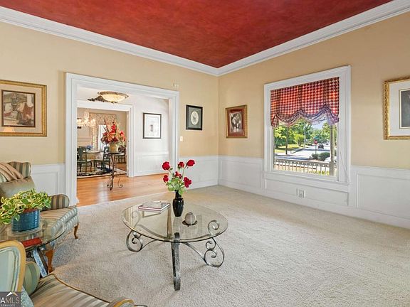 5th image of 1019 College Ave NW