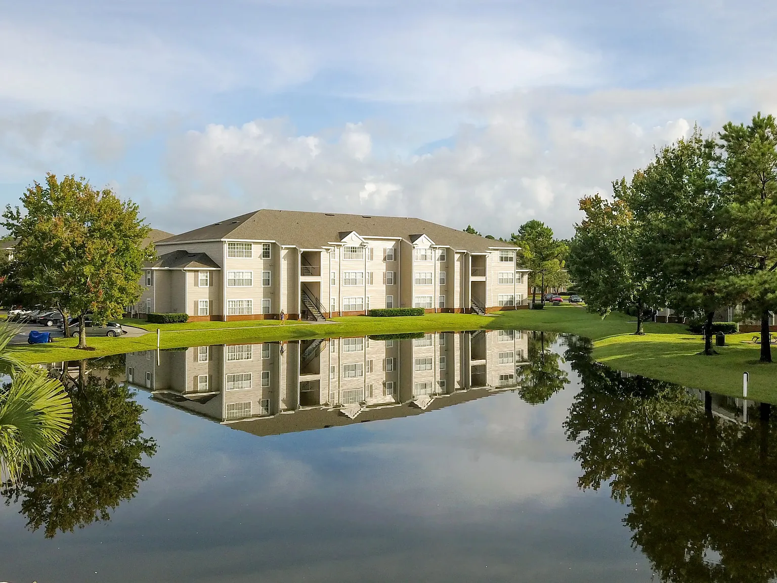 Eagles Pointe — Photo 2