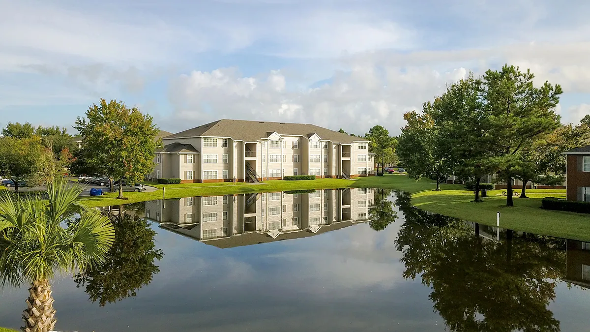 Unwind in a picturesque setting where nature and luxury meet in perfect harmony found in serene lake views from around the idyllic community. - Eagles Pointe