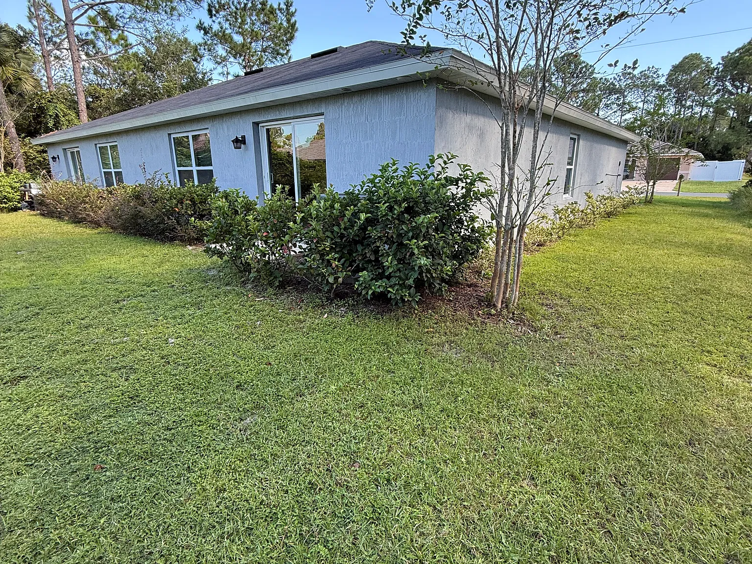 2 bed, 970 sqft, $1,700 — Photo 2