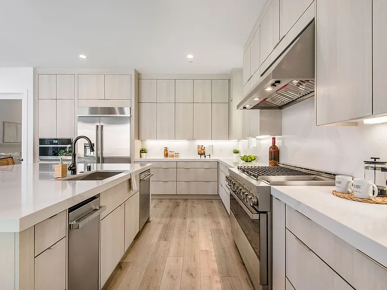 20601 W Overlook Ct — Photo 12