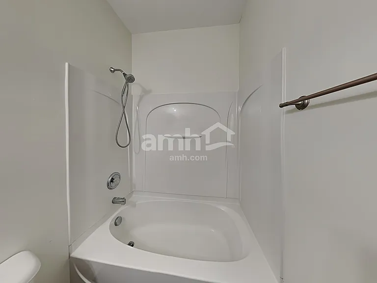 1009 Skillbeck Rd — Photo 17