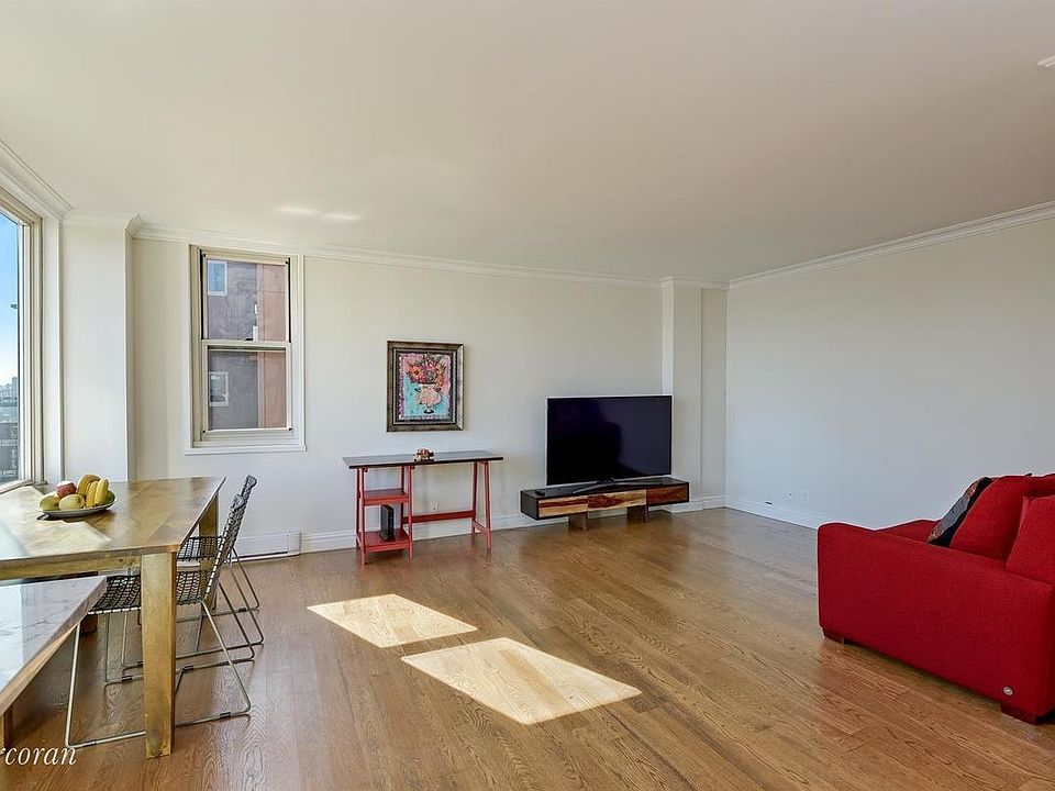 1st image of 575 Main St APT 1711