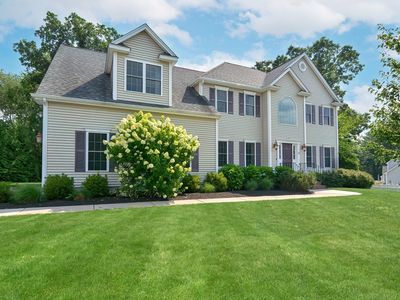 35 John A Moriarty Dr, North Attleboro, MA, 02760