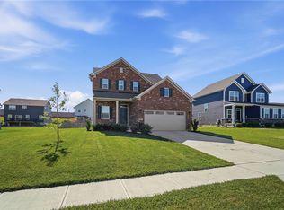 414 Sydney Dr, Tipp City, OH 45371