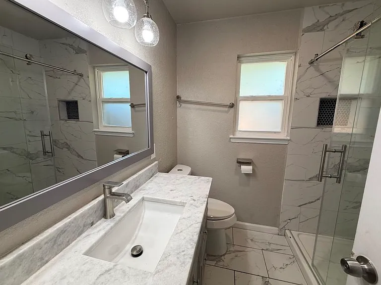 109 Colony Dr — Photo 6