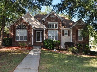 121 Eagles Crest Ln, McDonough, GA