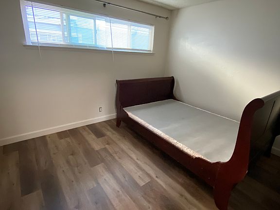 5th image of 5740 Tucson Dr APT B
