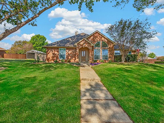 3rd image of 301 Raintree Dr