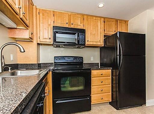 2nd image of 175 Quincy Shore Dr #53